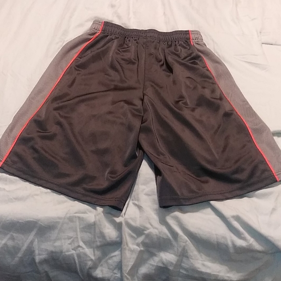 Champion gym shorts - Picture 2 of 3